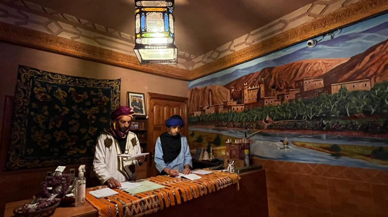 Kasbah La Famille Berbere Hotel Boumalne Buitenkant foto